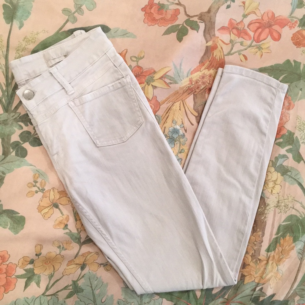 Closed Skinny Pusher